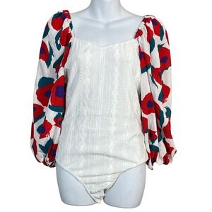 Bucket List Red poppy Floral Puff Sleeve Eyelet Bodysuit Women's Size Medium